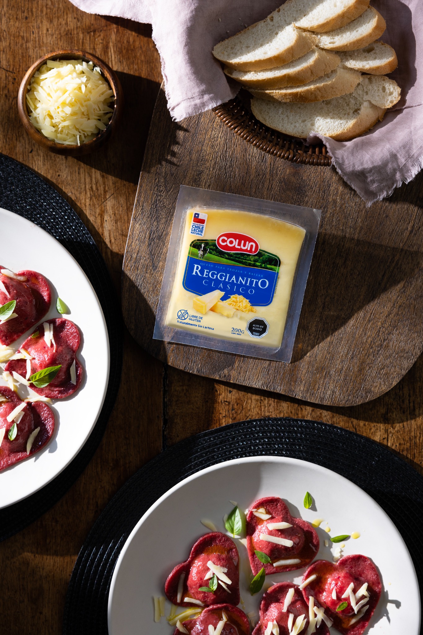 Fotografía de Queso Reggianito Clásico Colun